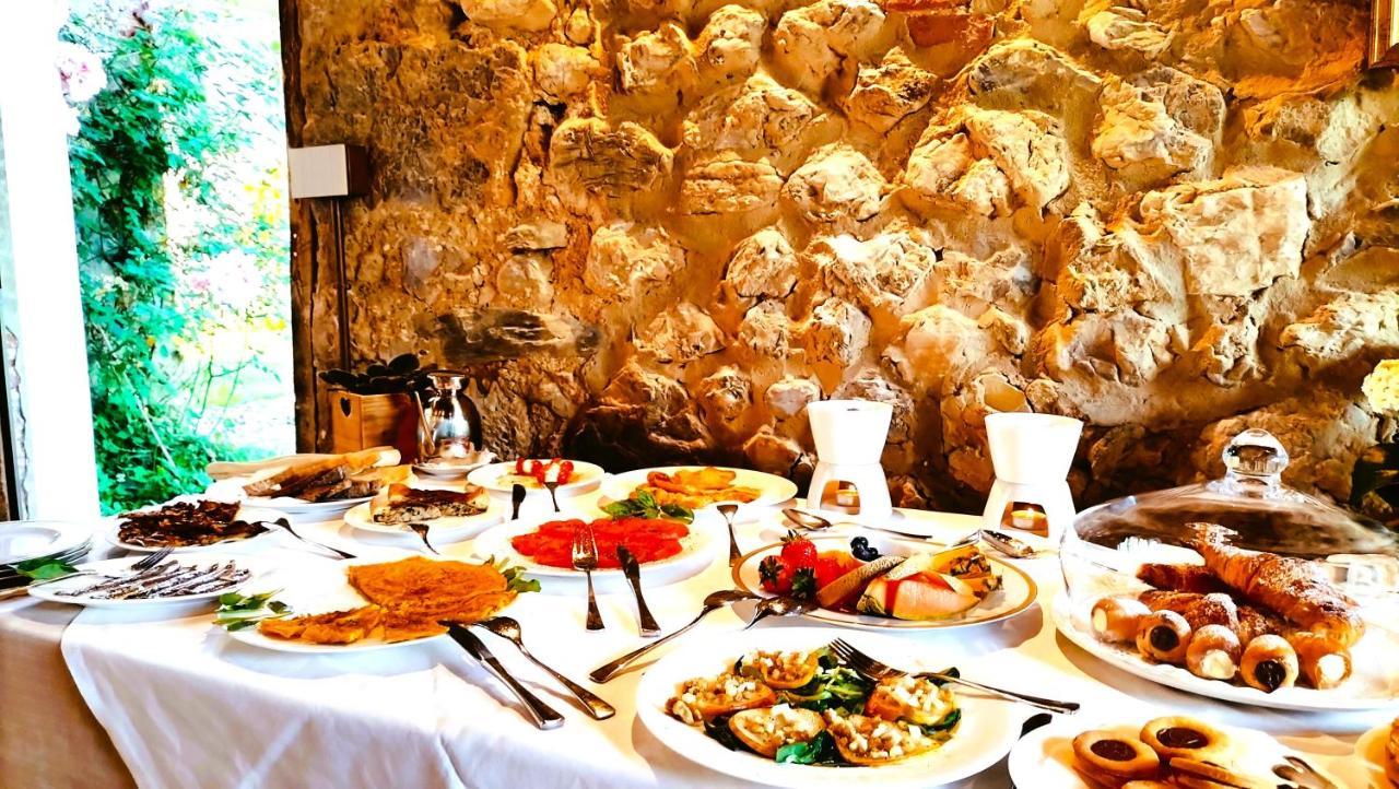 Badia Giulia Prestigious Historical B&B, Camaiore - Adults Only - No Pets Zewnętrze zdjęcie
