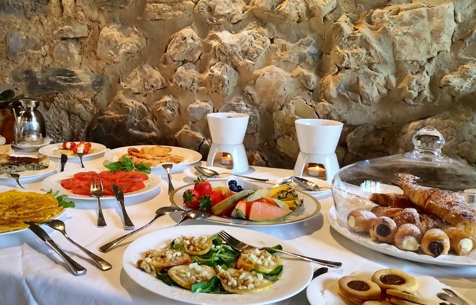 Badia Giulia Prestigious Historical B&B, Camaiore - Adults Only - No Pets Zewnętrze zdjęcie