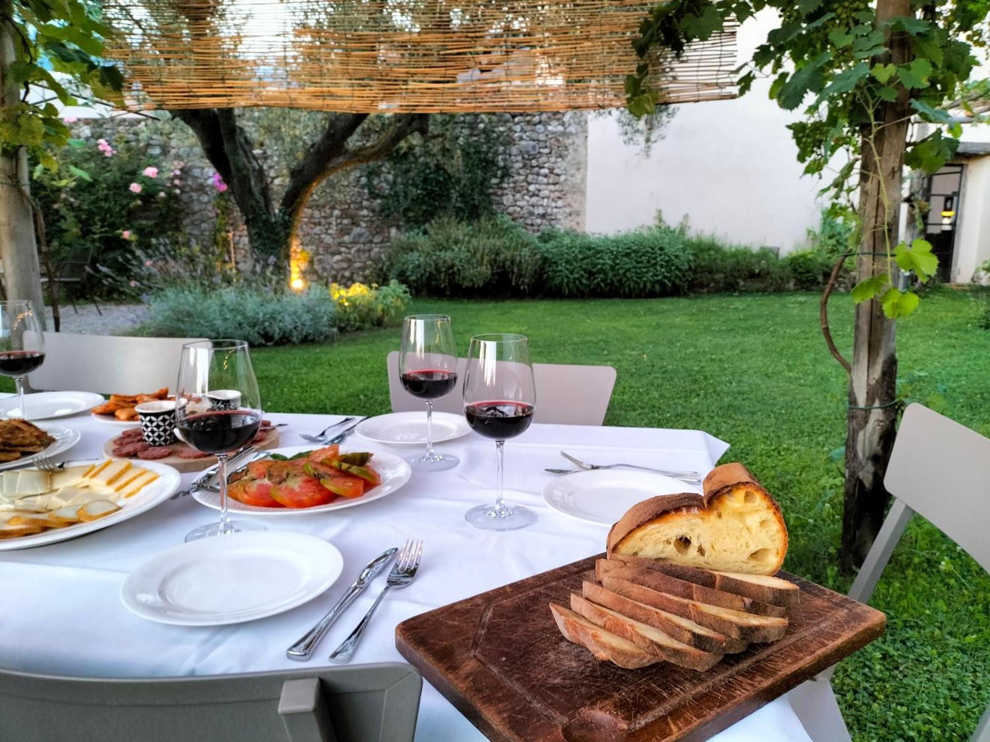 Badia Giulia Prestigious Historical B&B, Camaiore - Adults Only - No Pets Zewnętrze zdjęcie